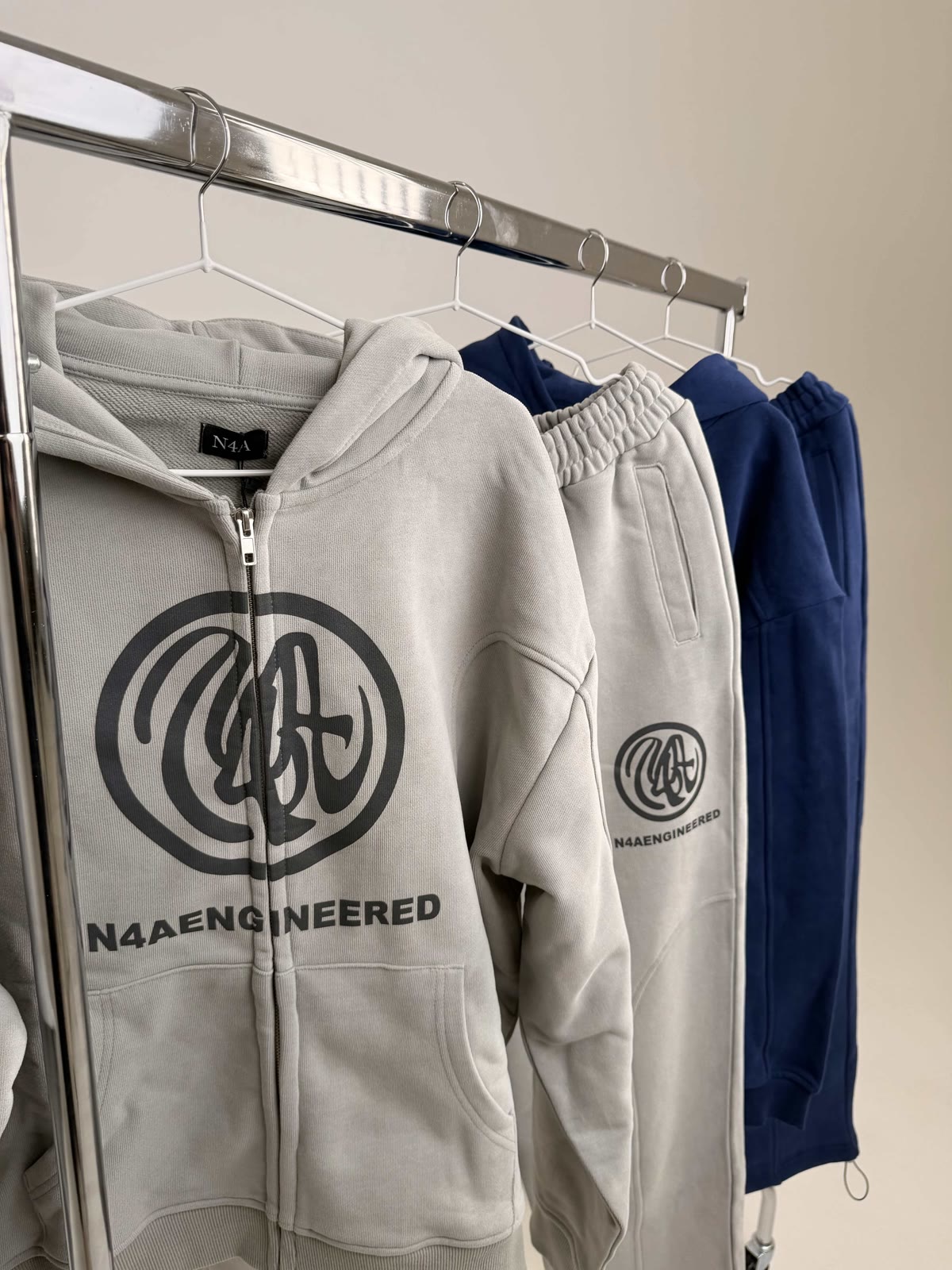 THE FULL SET ZIPPER + TRACKPANTS